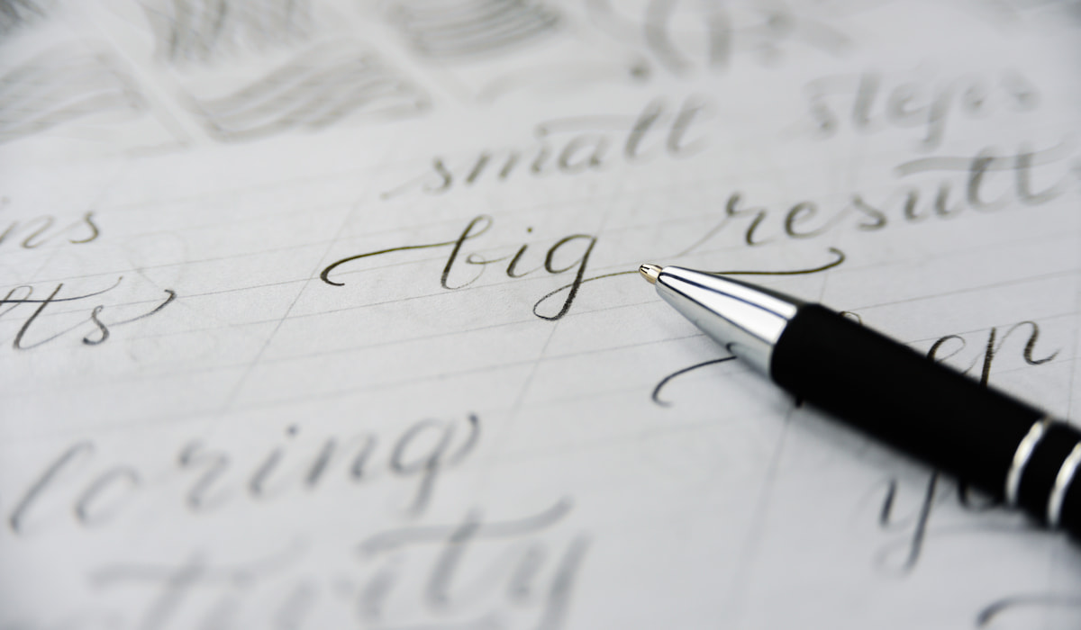 How to Write on Dotted Paper - Delightful Planner